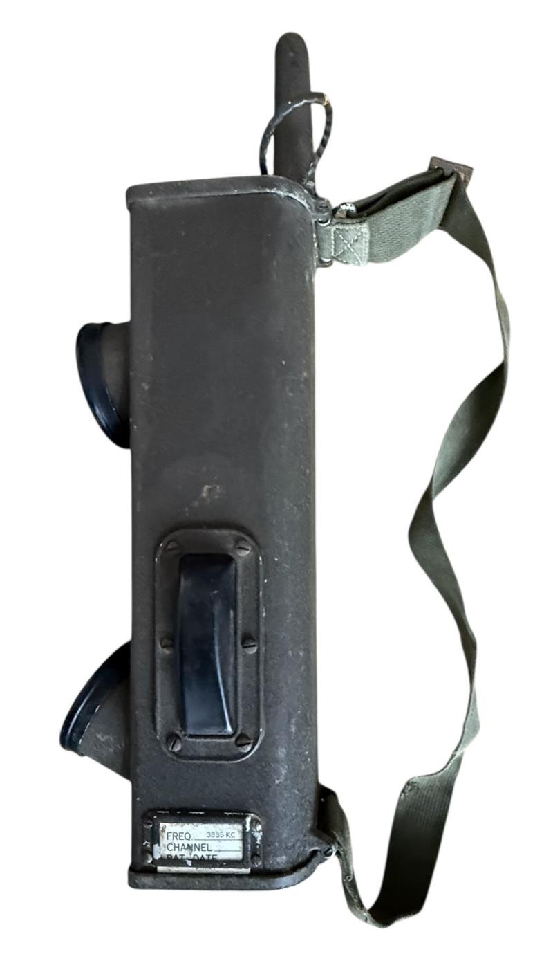 U.S. (Airborne) BC-611 'Handie-Talkie' And CS157 Carrying Case - Nice Used Condition — image 10