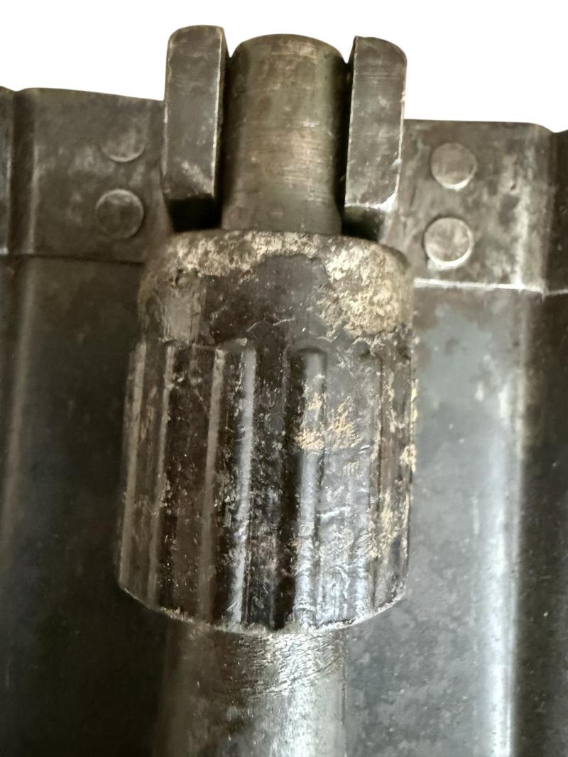 WH (Heer) Folding Intrenching Tool And Carrying Case 1941 - Nice Used Condition — image 9