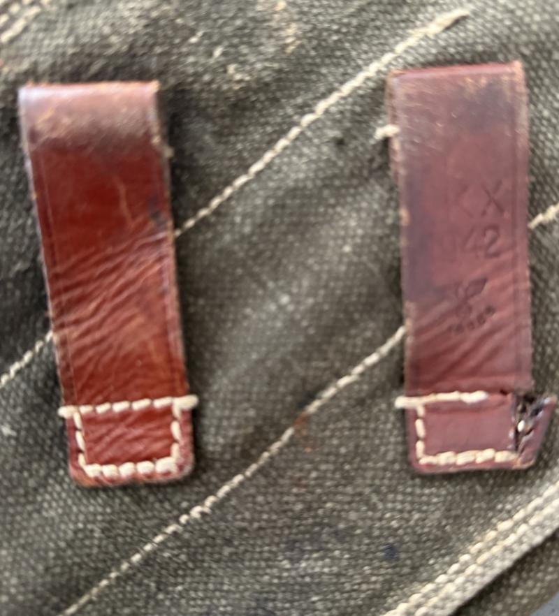 WH (HEER) Webbing MP38/40 Magazine Pouch 1942 - Nice Used Condition — image 8