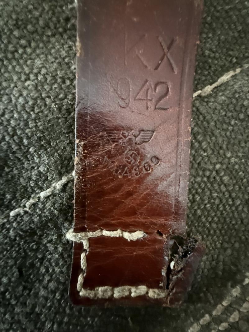 WH (HEER) Webbing MP38/40 Magazine Pouch 1942 - Nice Used Condition — image 9