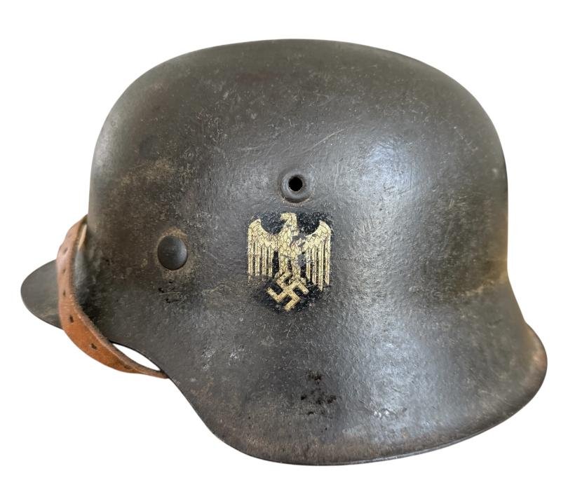 WH (Heer) M42 Single Decal Combat Helmet - Nice Used Condition — image 3