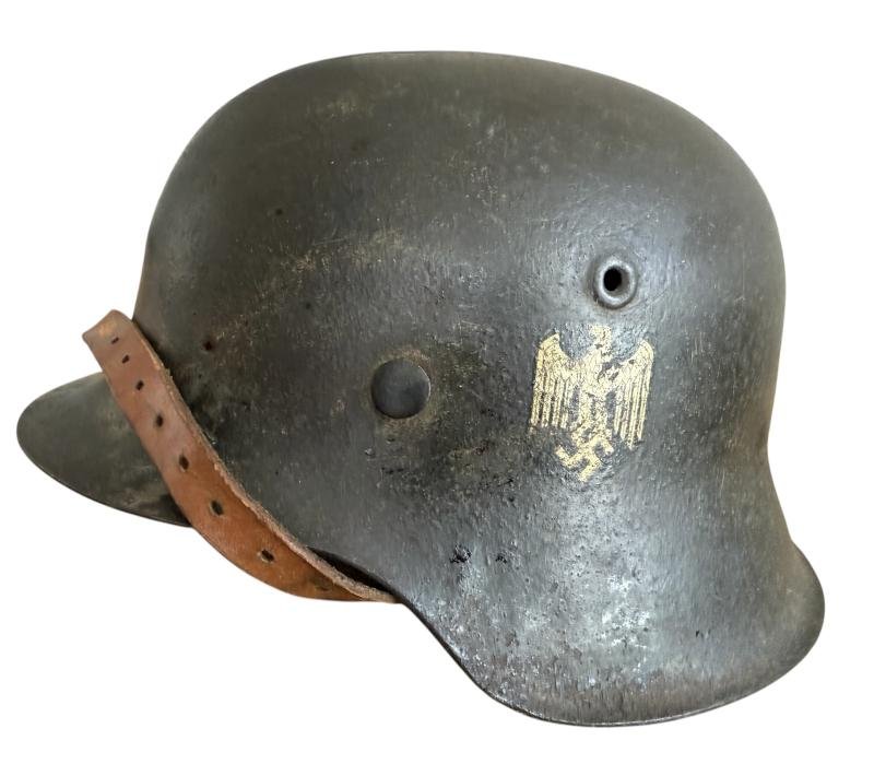 WH (Heer) M42 Single Decal Combat Helmet - Nice Used Condition — image 4
