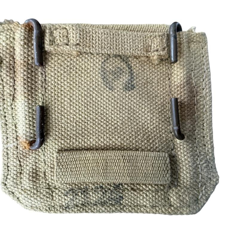 P35 Canadian Inglis Browning High-Power Holster & Magazine Pouch - Nice Used Condition — image 4