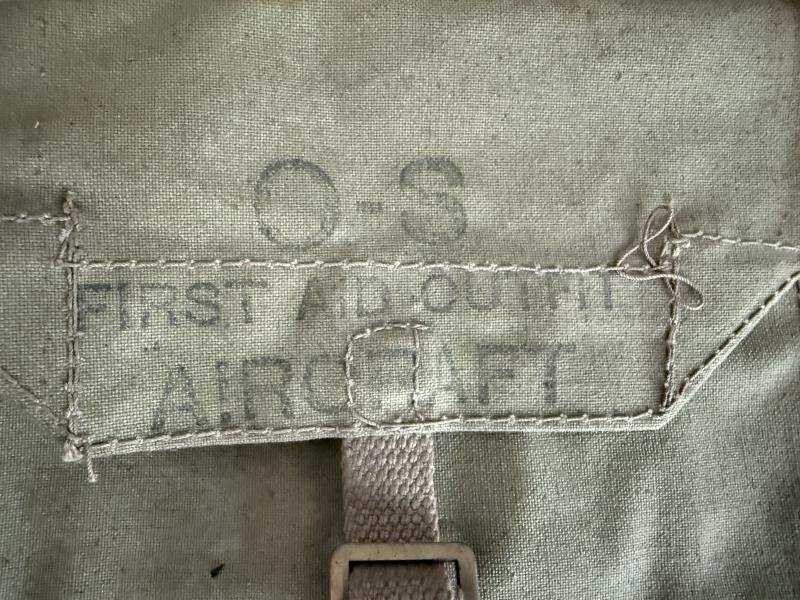 First Aid Kit Bag For Aircraft and Gliders 1943 - Mint Condition — image 4