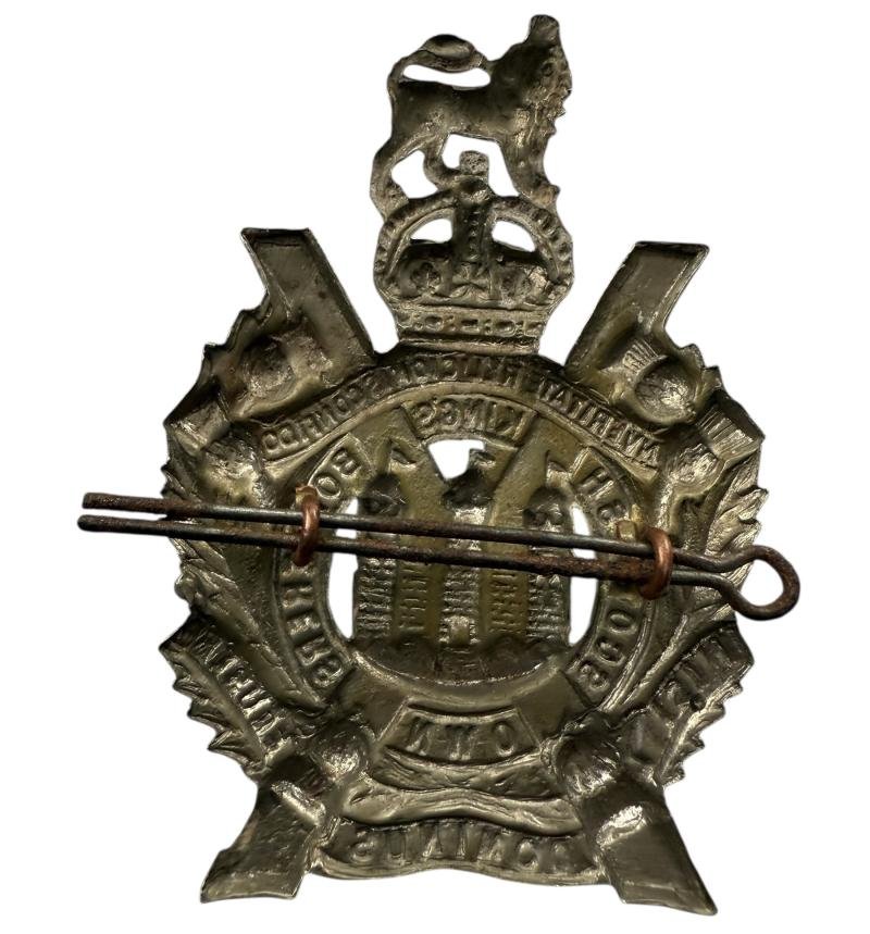 British (Airborne) Kings Own Scottish Border Regiment Cap Badge - Nice Used Condition — image 2