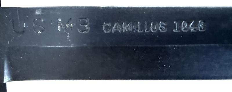 U.S. First Model M3 Trench Knife 'Camillus' 1943 With M6 Leather Scabbard - Nice Used Condition — image 3