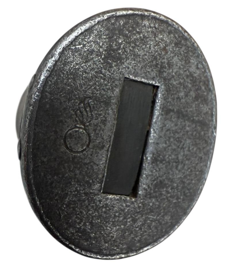 U.S. First Model M3 Trench Knife 'Camillus' 1943 With M6 Leather Scabbard - Nice Used Condition — image 8