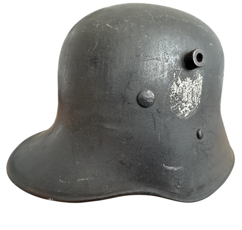 WH (HEER) M17 Helmet - Nice Used Condition — image 4