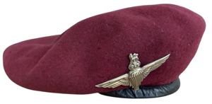 British (Airborne) Parachute Regiment Mounted Red Beret 1945 Kangol Wear …