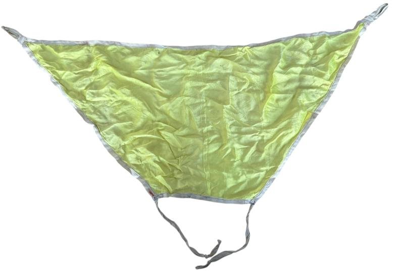 British and/or U.S. (Airborne) Yellow Recognition Scarf - Nice Used Condition — image 2