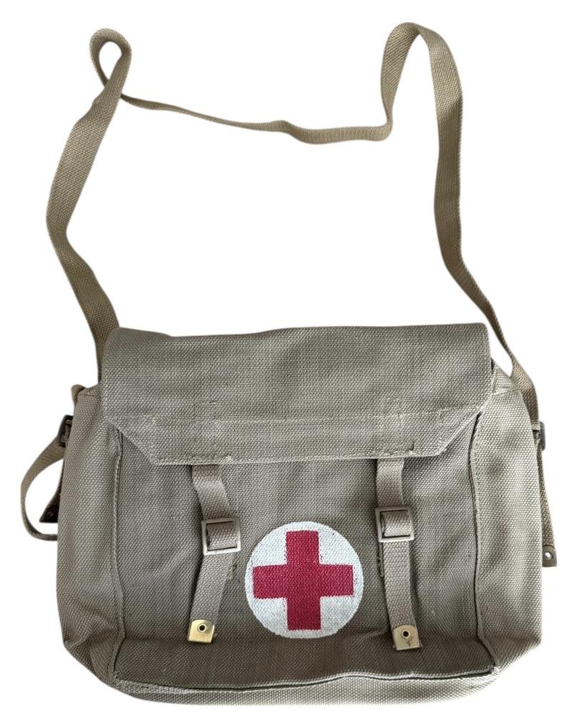 British (Airborne) 1937 Pattern Surgical Haversack 1943 - Unissued Condition — image 11