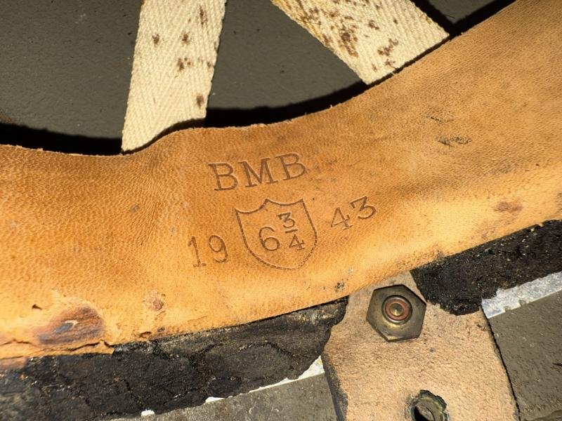 British (Airborne) MK 2 Paratrooper Helmet 1943 Dated size 6 3/4 - Nice Used Condition — image 10