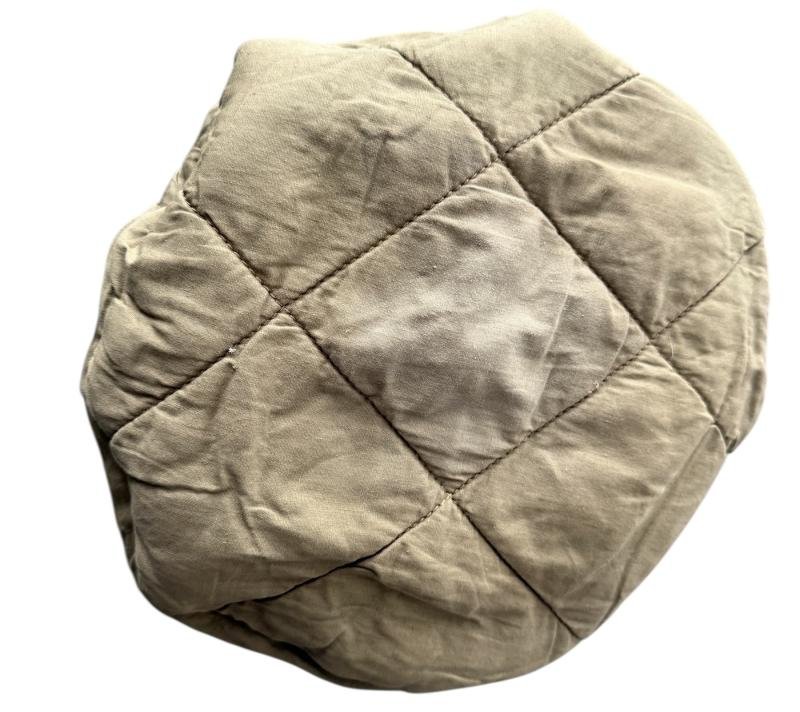 British Khaki Beret Lincolshire Regiment Badged With Black Backing - Nice Used Condition — image 5