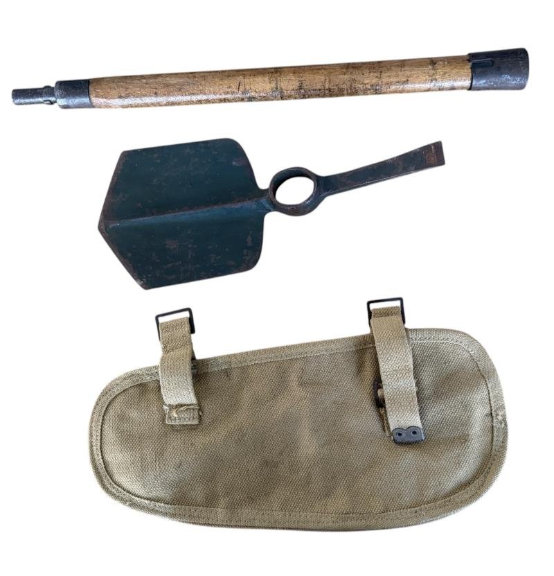 Canadian 1937 Pattern Entrenching Tool - Nice Used Condition — image 2