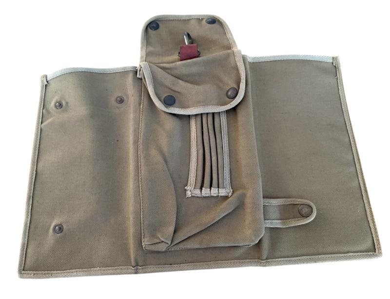 British (Airborne) Map Case 1944 - Mint Condition — image 6