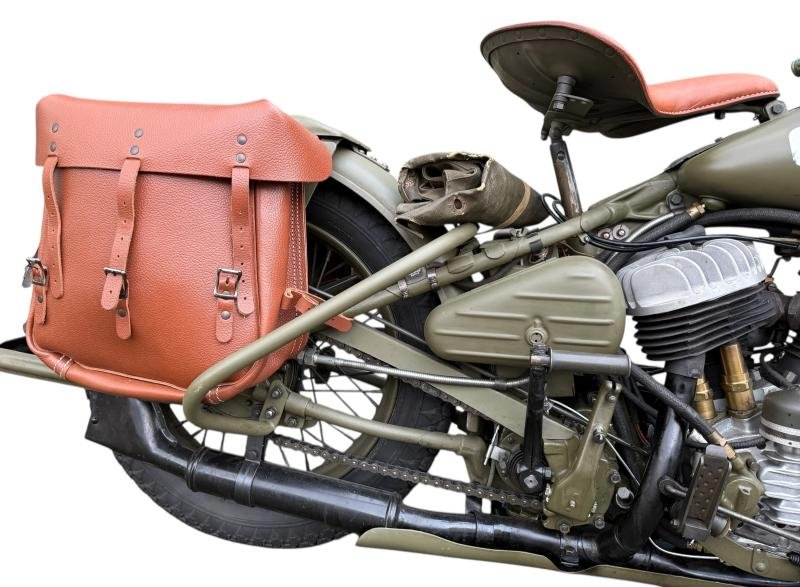 Canadian National Defense Harley-Davidson Motorcycle 1944 Model 43WLC Engine Number 43WLC5366 — image 4