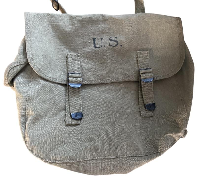 U.S. M1936 Musset Bag 1941 - Near Mint Condition — image 2