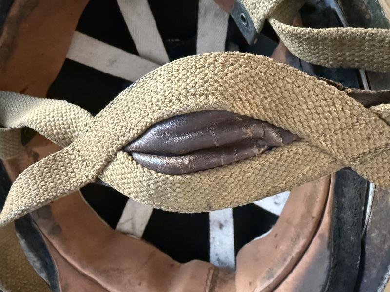British (Airborne) MK3 Paratrooper/Airborne Combat Helmet 1944 Size 7 3/4 - Nice Used Condition — image 11