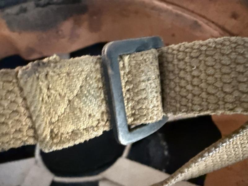 British (Airborne) MK3 Paratrooper/Airborne Combat Helmet 1944 Size 7 3/4 - Nice Used Condition — image 13