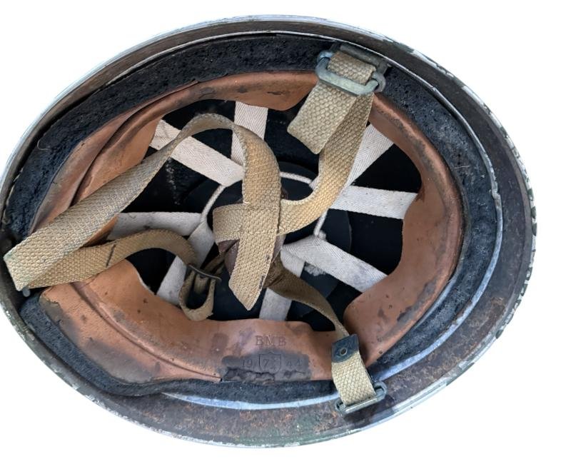 British (Airborne) MK3 Paratrooper/Airborne Combat Helmet 1944 Size 7 3/4 - Nice Used Condition — image 9