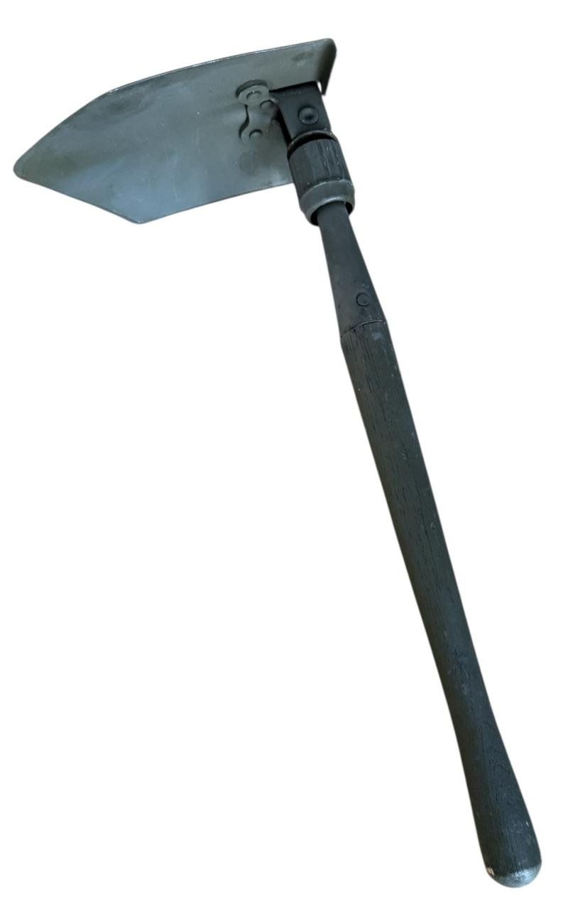 U.S. M1943 Intrenching Tool and Cover - Nice Used Condition — image 4