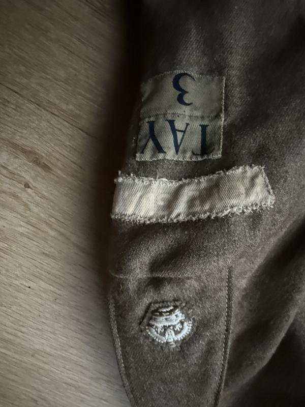 British Home Guard Battle Dress Original Mounted Tayside - Nice Used Condition — image 9