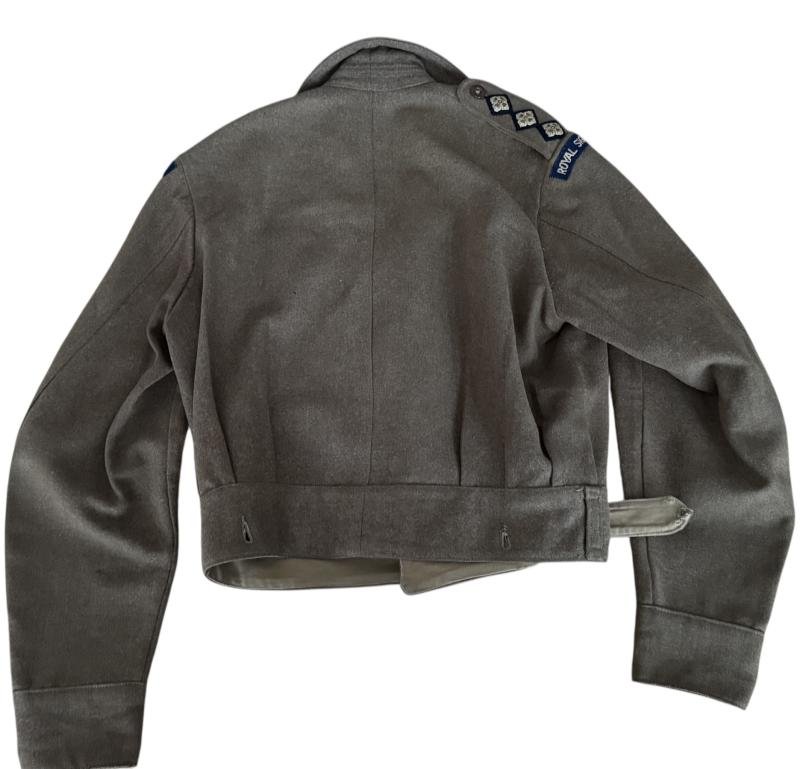 British Officers Battle Dress Mounted To A Royal Signals Captain - Nice Used Condition — image 9