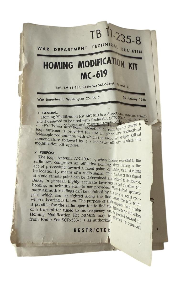 U.S. (Airborne) BC611 'Handie Talkie' With Paratrooper Signal Corps Homing Modification, Antenna and Carrying Case - Mint Condition — image 20