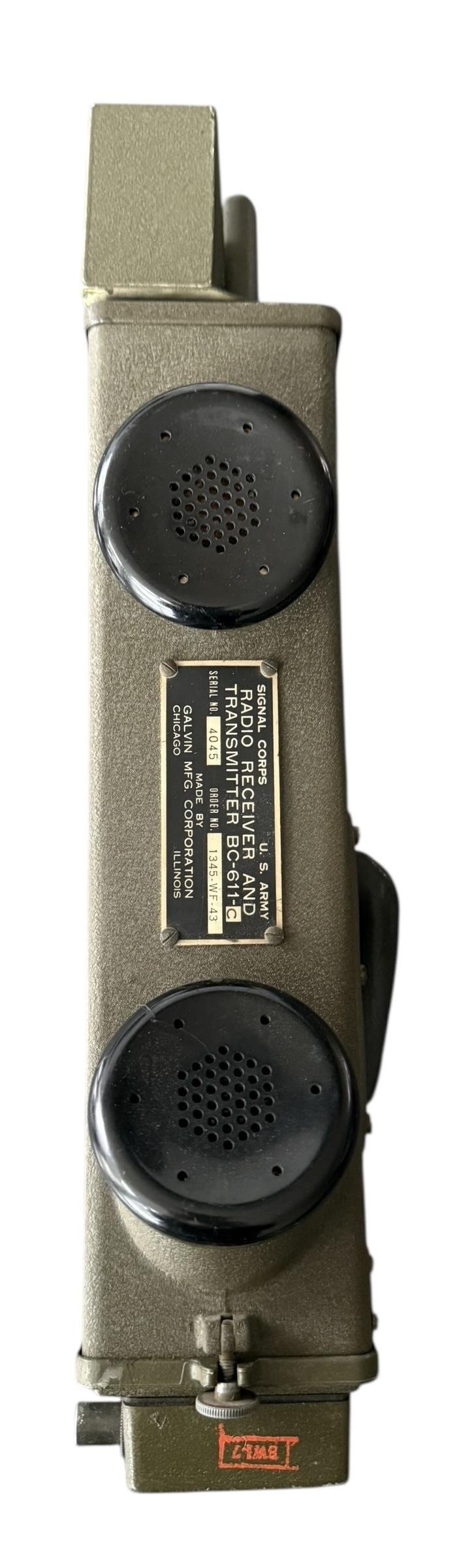 U.S. (Airborne) BC611 'Handie Talkie' With Paratrooper Signal Corps Homing Modification, Antenna and Carrying Case - Mint Condition — image 3