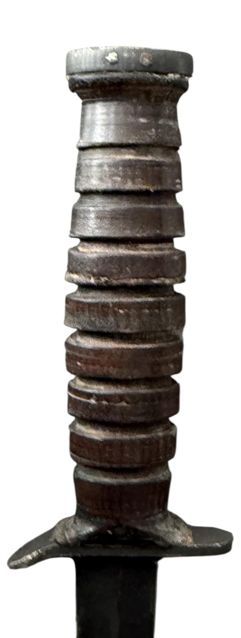 U.S. First Model M3 Trench Knife 'Camillus' 1943 With M6 Leather Scabbard - Nice Used Condition — image 8