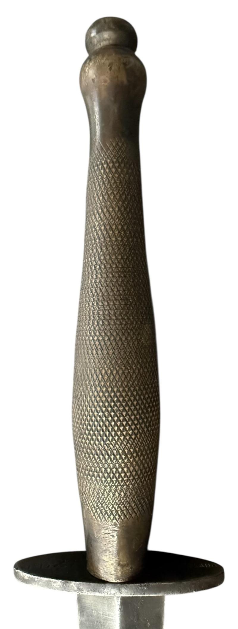 British and/or Commando 2nd Model Fairbairn-Sykes Fighting Knife 'Wilkinson Sword' - Nice Used Condition — image 4