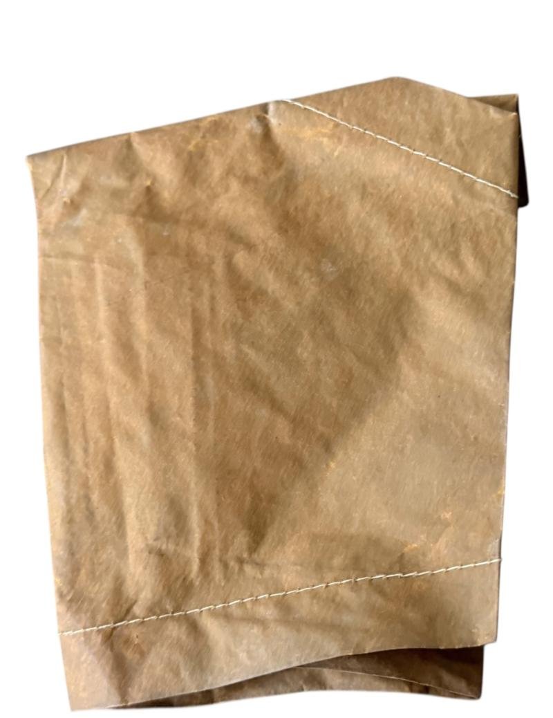 British and U.S. Gas Detection Armband i.e. Brassard 4-1942 - Unissued Condition — image 6