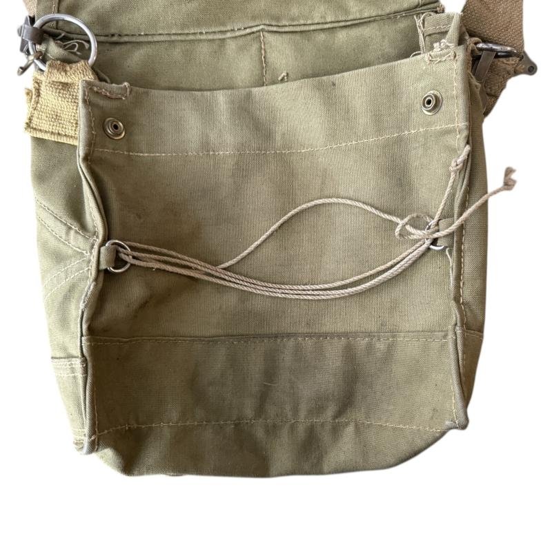 British 'B.E.F Issue (Dunkirk) MkIV Gas Mask With Rare EA Filter - Nice Used Condition — image 11