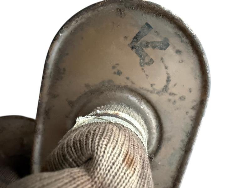 British 'B.E.F Issue (Dunkirk) MkIV Gas Mask With Rare EA Filter - Nice Used Condition — image 6