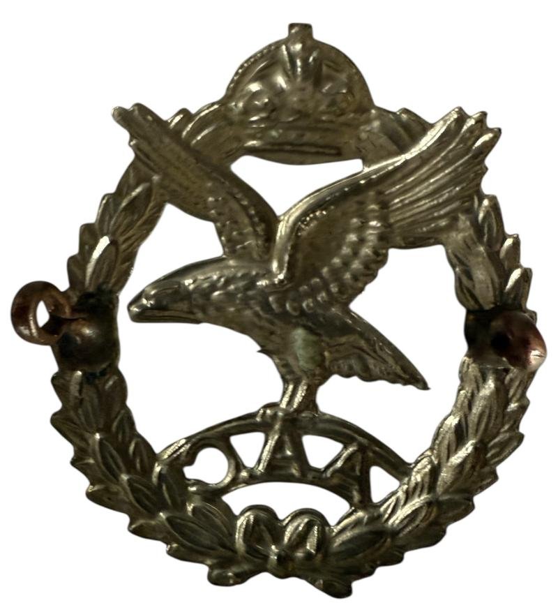 British (Airborne) Glider Pilot Cap Badge - Nice Used Condition — image 3