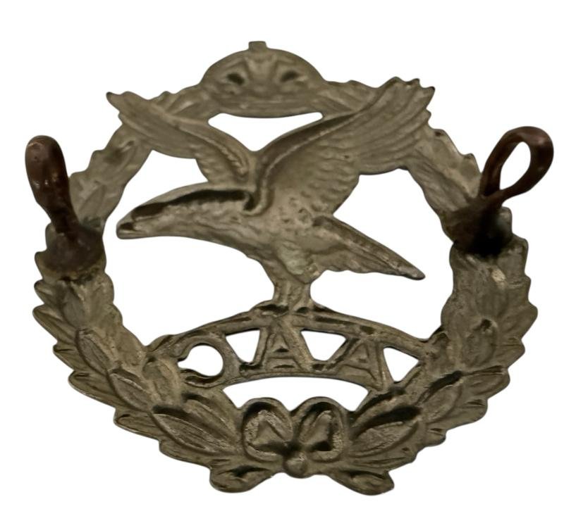 British (Airborne) Glider Pilot Cap Badge - Nice Used Condition — image 4