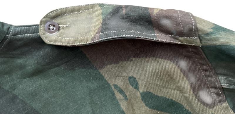 British (Airborne) First Model Denison Smock 1942 Dated No Label- Unussued -Condition — image 4