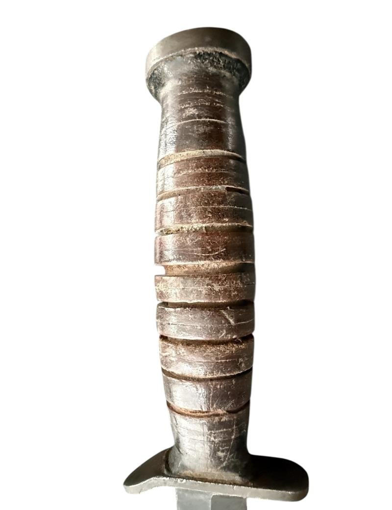 U.S. 3rd Model M3 Trench Knife and M8 Scabbard Rare Makers Mark 'Kinfolds' - Nice Used Condition — image 5