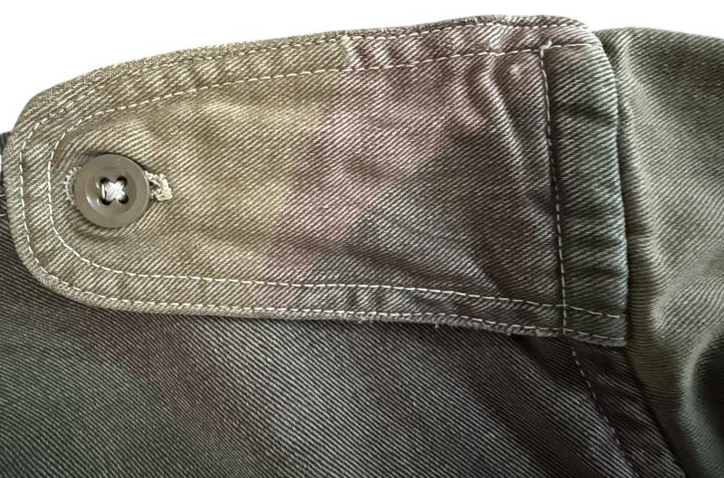 British (Airborne) 2nd Pattern Denison Smock Size 5 dated 1945 - Nice Used Condition — image 11