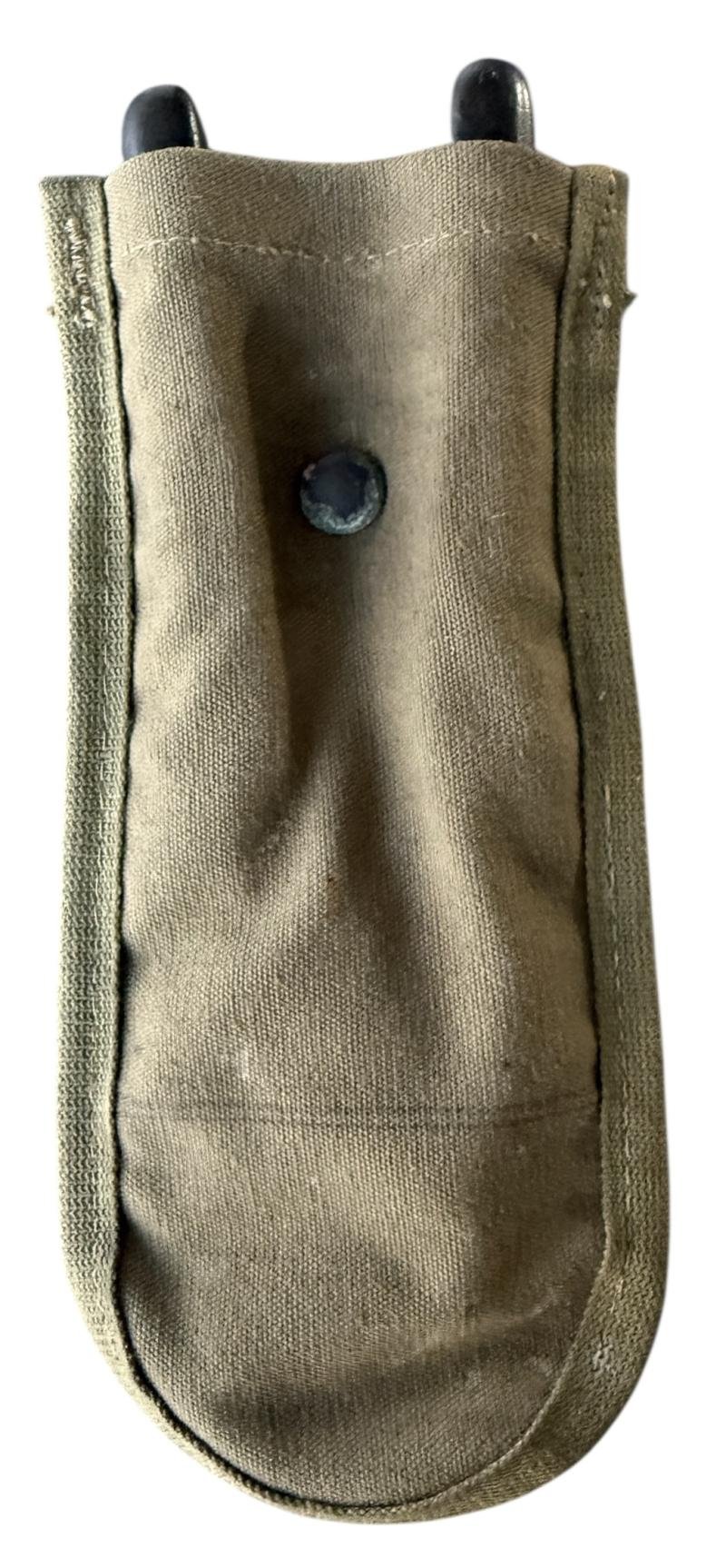 U.S. U.S.M.C Wire Cutters And Carrier 1945 - Nice Used Condition — image 3