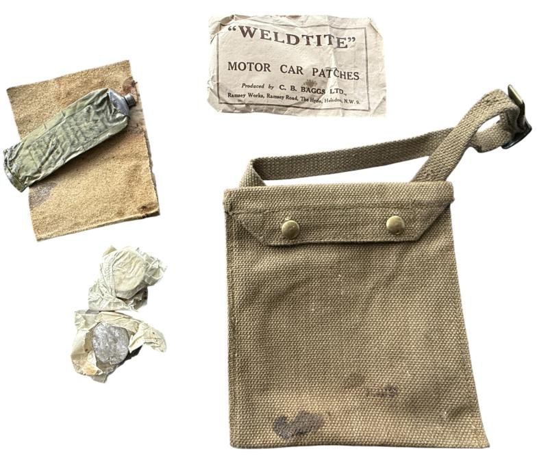 British (Airborne) BSA Folding Bicycle Tyre Repair Kit - Nice Used Condition — image 3