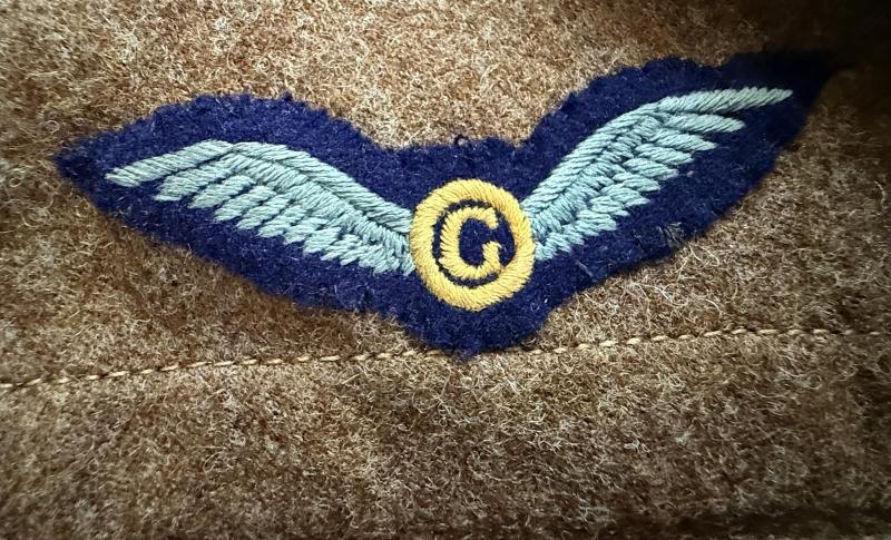 British (Airborne) Pattern 1937 Glider Pilot Regiment Battle Dress Badge 2nd Glider Pilot 1942 Dated — image 8