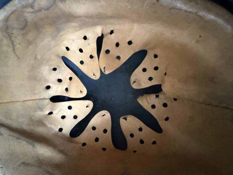 WH (Luftwaffe) Single Decal M40 Combat Helmet - Nice Used Condition — image 9