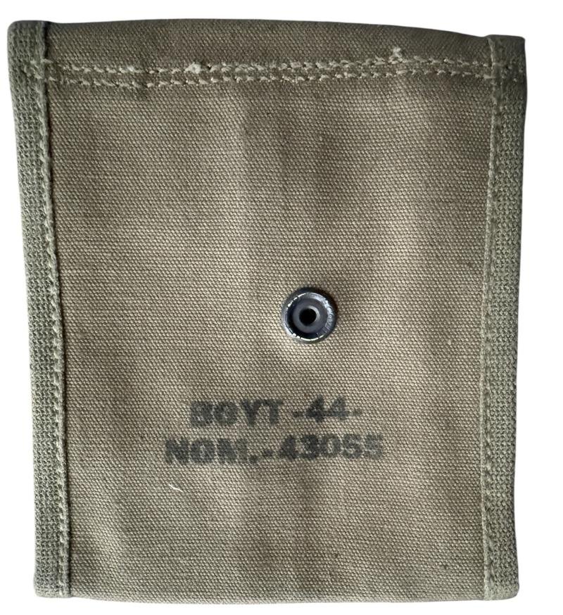 U.S. Double Pocket Magazine Pouch 1944 - Unissued Condition — image 3
