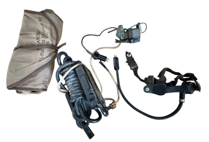 U.S. Tank i.e. Crash Helmet Complete With Earphones And Goggles - Nice Used Condition — image 13