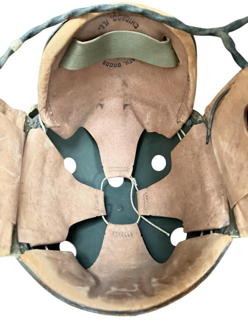 U.S. Tank i.e. Crash Helmet Complete With Earphones And Goggles - Nice Used Condition — image 9