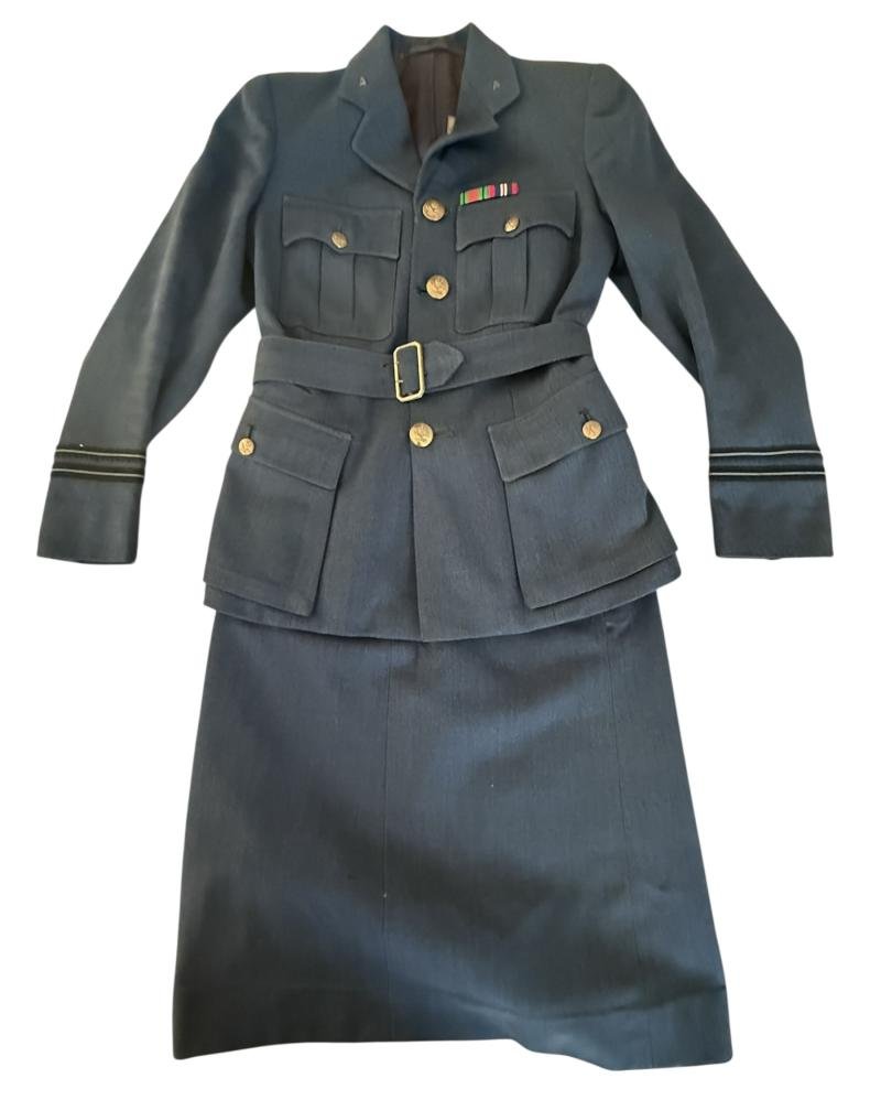 British Womens Auxiliary Air Force (WAAF) Uniform - Nice Used Condition — image 2