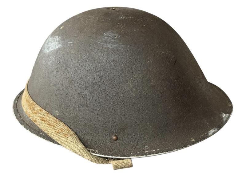 Rare British MK IV 'Turtle' Combat Helmet 1945 - Nice Used Condition — image 2