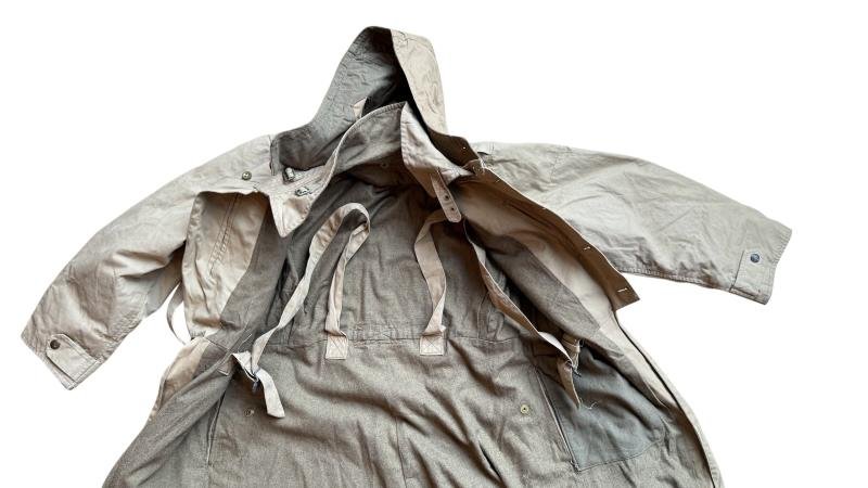 British Tank Crew Overall & Hood Sized 4 Dated 1945 - Mint Condition — image 3