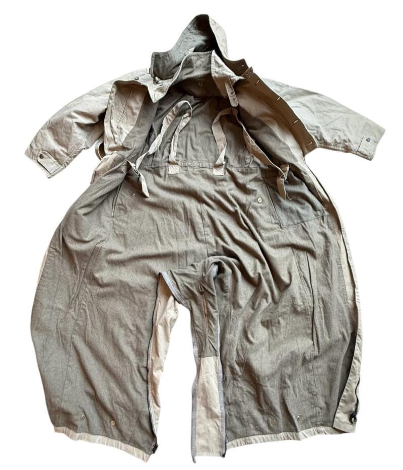 British Tank Crew Overall & Hood Sized 4 Dated 1945 - Mint Condition — image 4